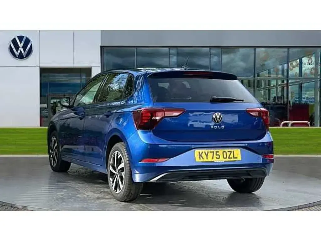 Used VW Polo Match 95 HP (69 kW) 2025 Reef blue metallic Hatchback