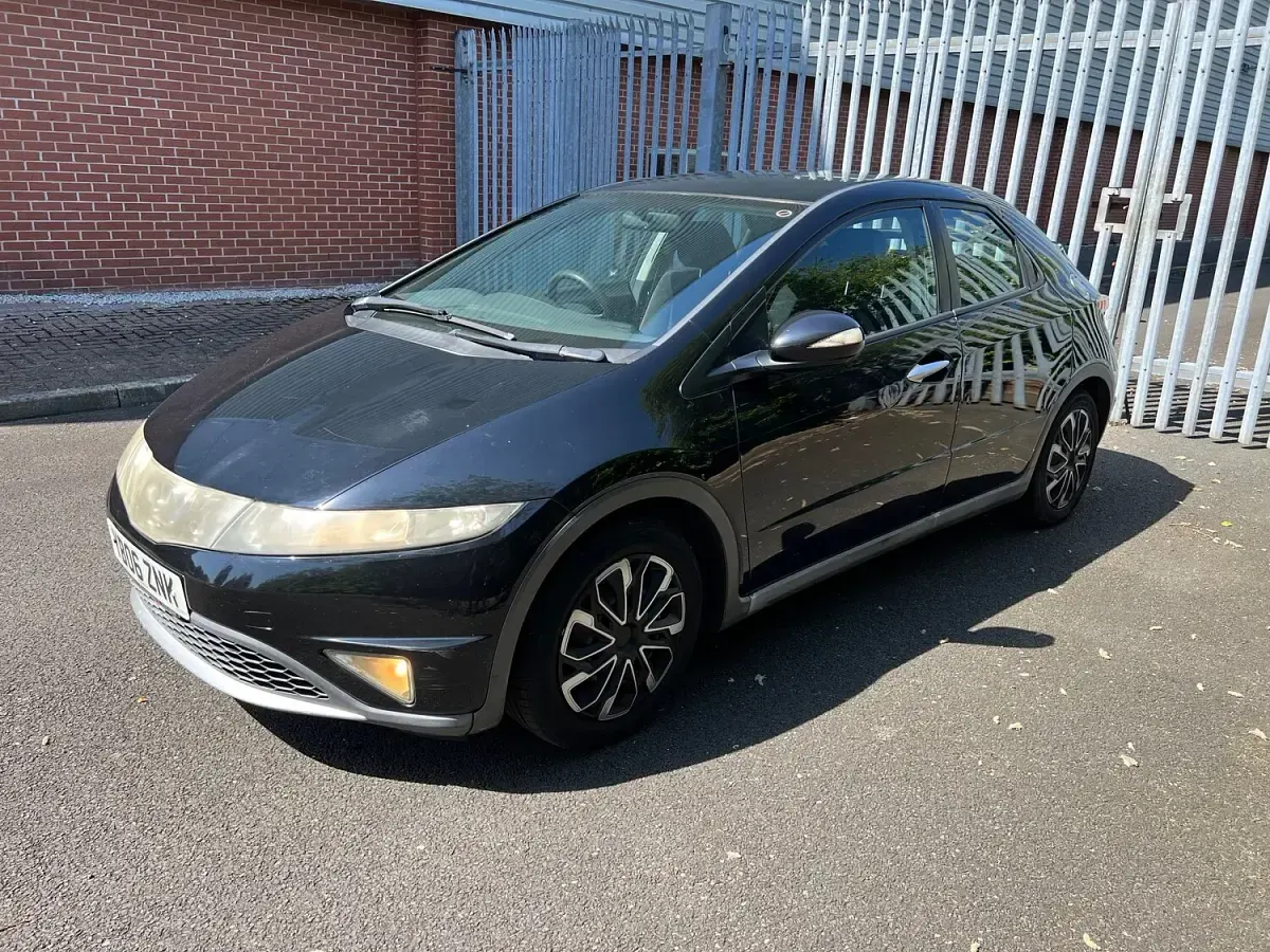 Used Honda Civic SE 82 HP (60 kW) 2006 Black Hatchback