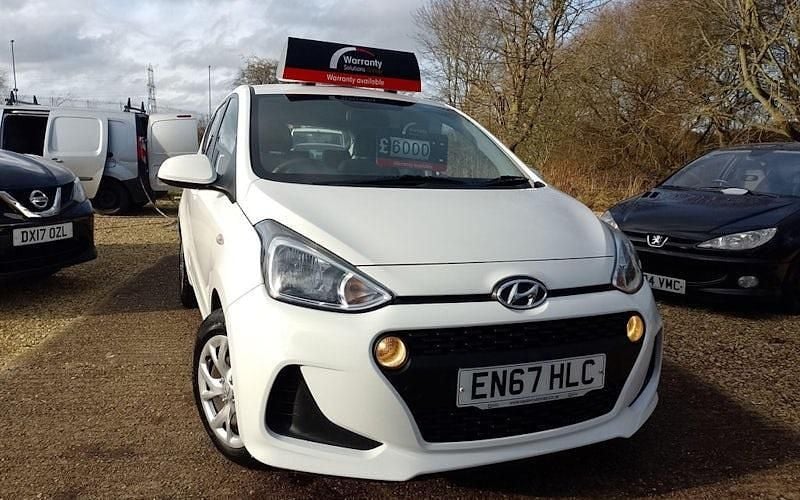 Used Hyundai i10 SE 67 HP (49 kW) 2020 Hatchback