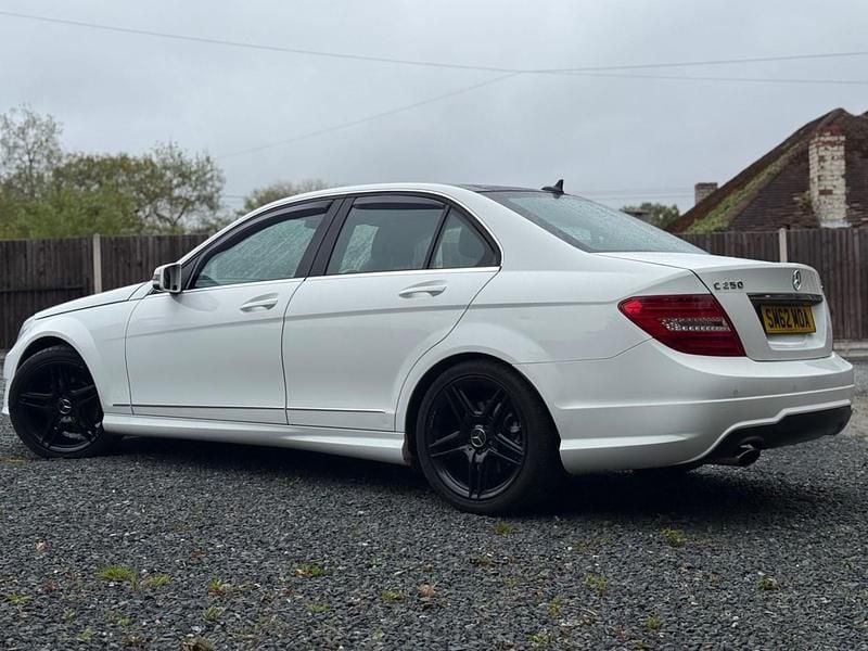 Begagnad Mercedes C250 AMG 2012 Vit Sedan