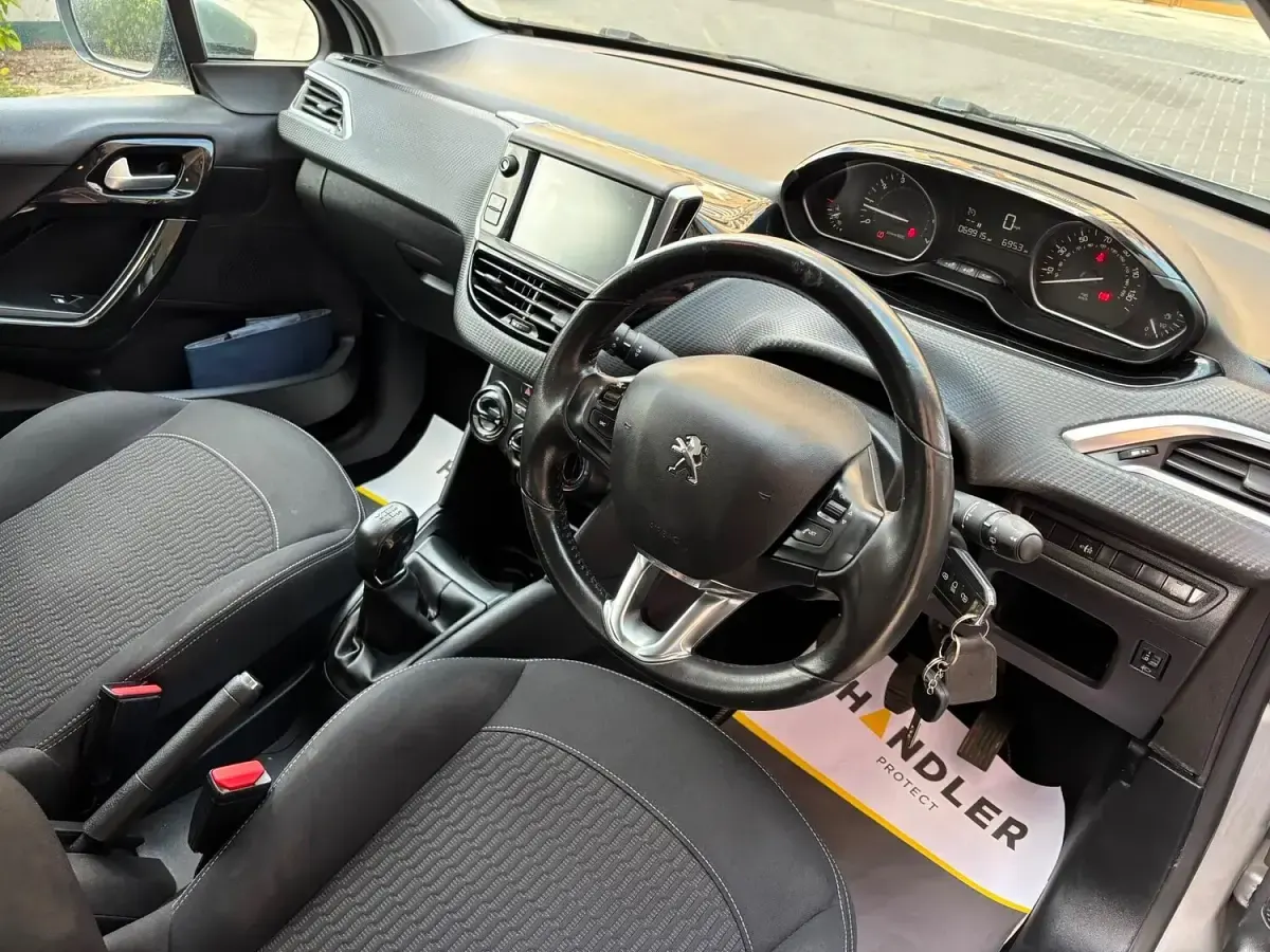 Used Peugeot 208 Active 2018 Silver Hatchback