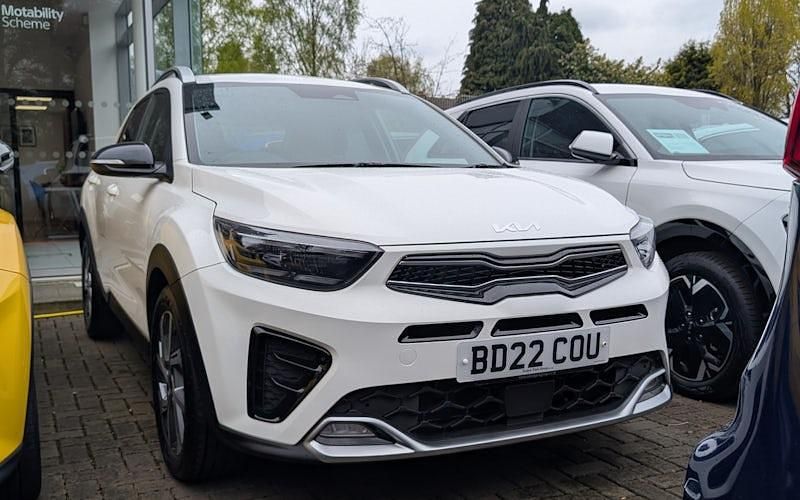 Used Kia Stonic GT-Line 120 HP (88 kW) 2023 SUV