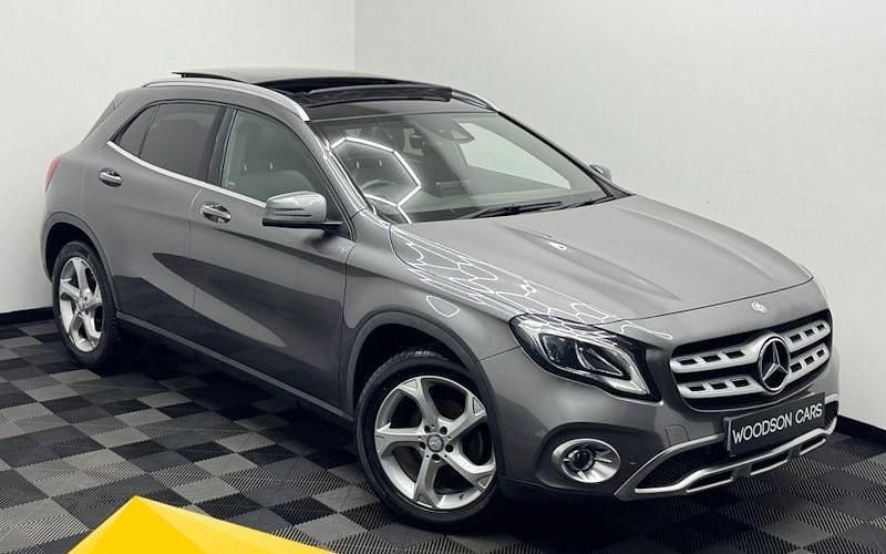 Used Mercedes GLA200 Premium Plus 156 HP (114 kW) 2019 SUV