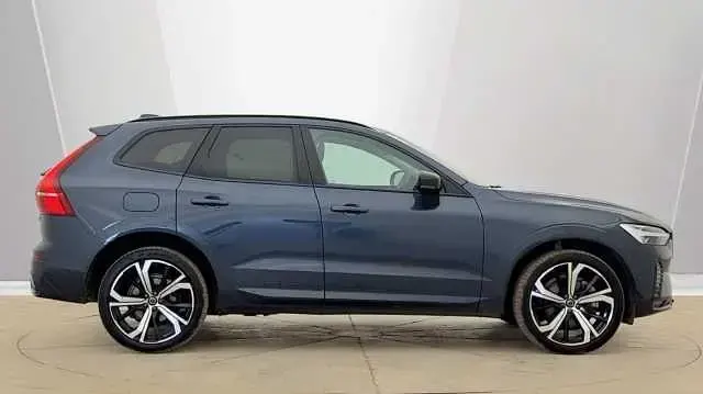 Used Volvo XC60 Ultra 247 HP (181 kW) 2025 Blue SUV