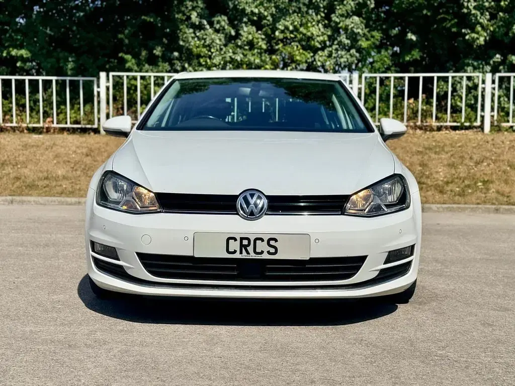 Used VW Golf VII GT 150 HP (110 kW) 2015 White Hatchback