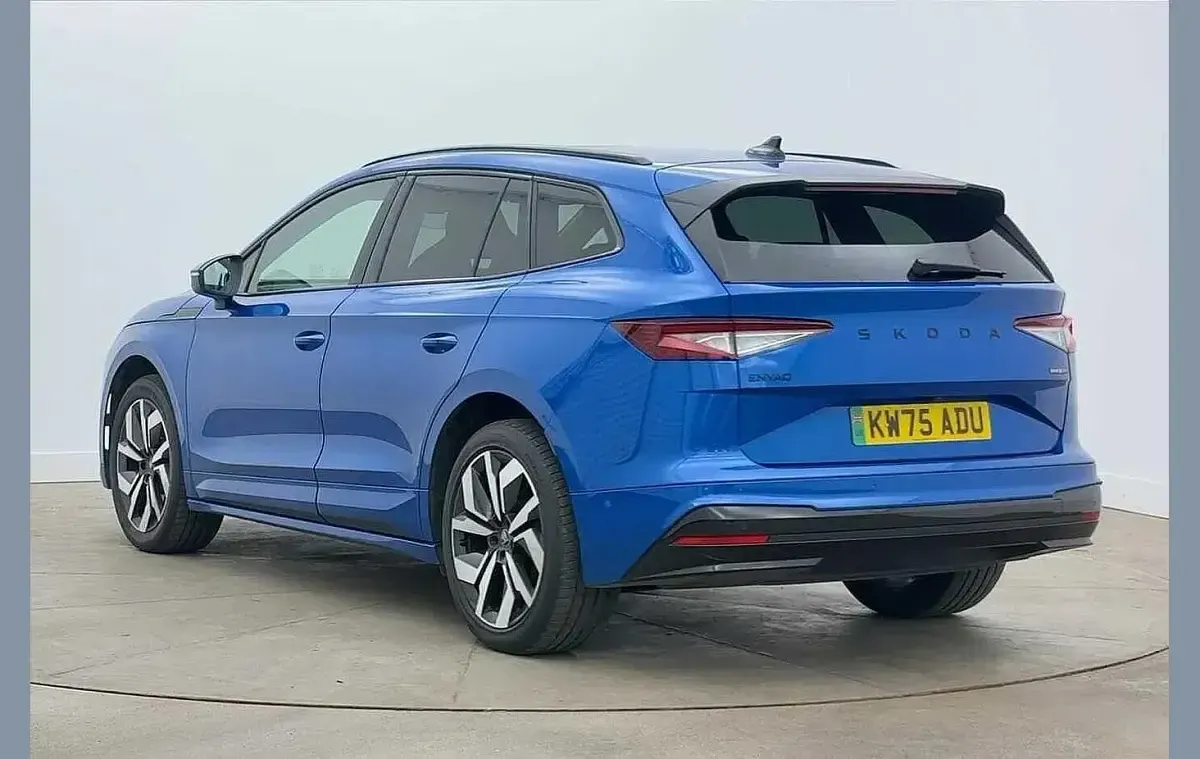 Used Skoda Enyaq iV SportLine 210 kW (286 HP) 2026 Race blue metallic SUV