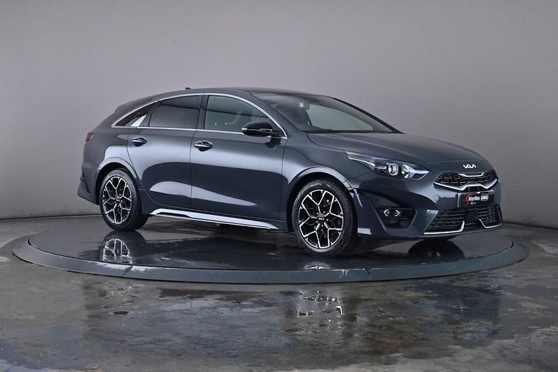Grey Used 2023 Kia ProCeed GT-Line Hatchback | £17,600 (Fair price) - Image 1/4