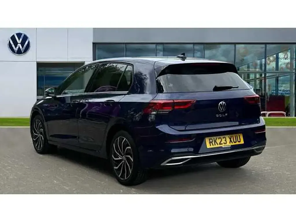 Used VW Golf VIII 150 HP (110 kW) 2023