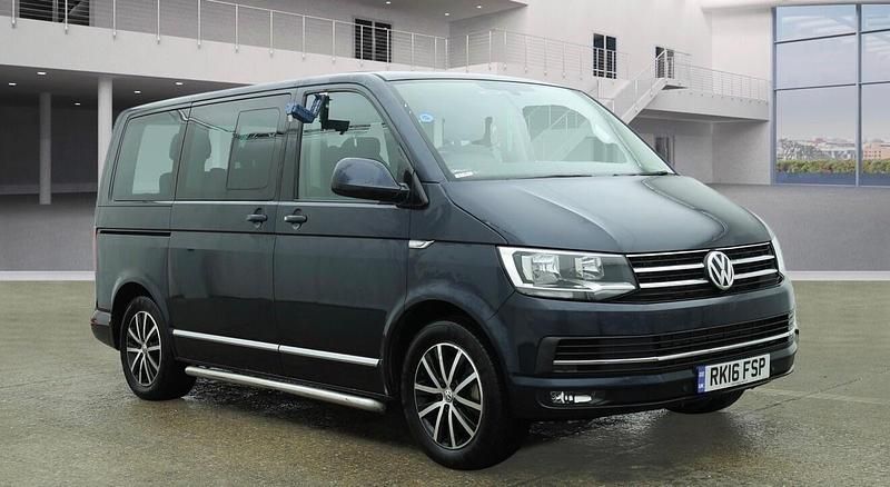 Used VW Caravelle Executive 2016 Blue MPV