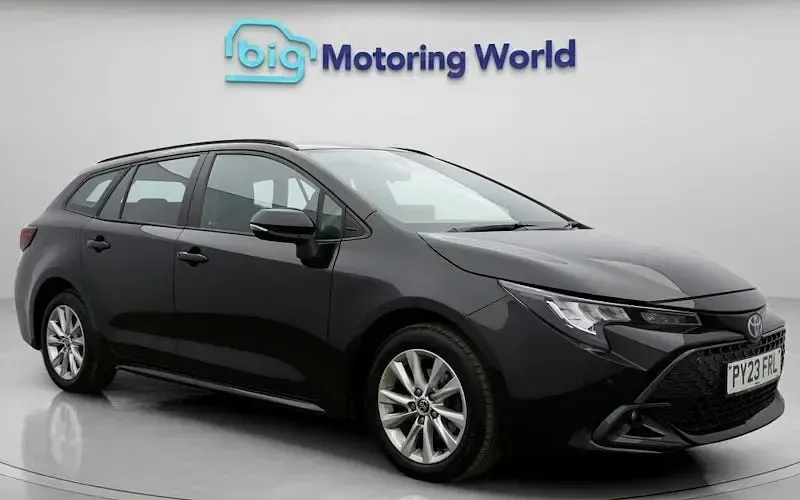 Usado Toyota Corolla 140 HP (102 kW) 2026 Carrinha