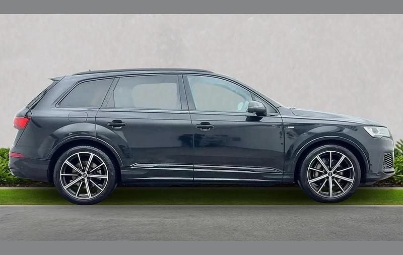 Used Audi Q7 Black Edition 340 HP (250 kW) 2022 Black SUV