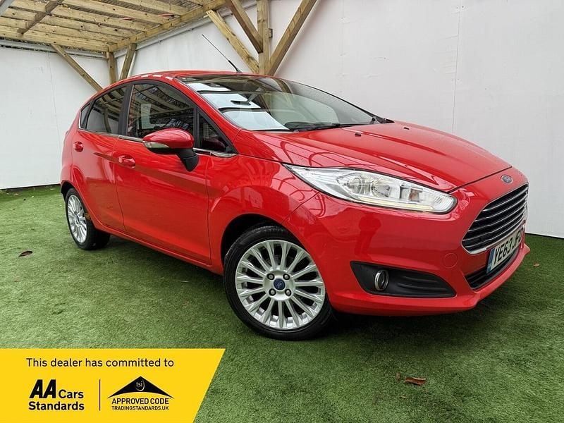 Red Used 2013 Ford Fiesta Titanium Hatchback | £2,295 (Good price) - Image 1/4
