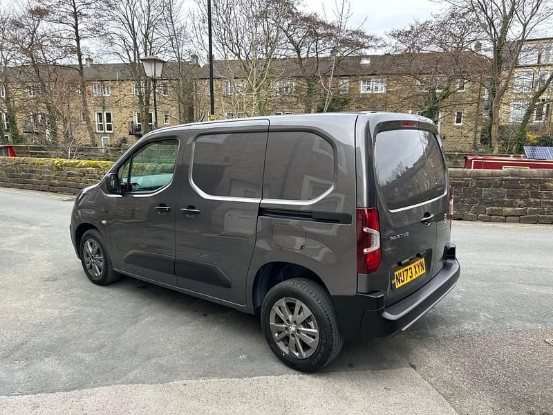 Used Peugeot Partner Premium 131 HP (96 kW) 2023 Grey MPV
