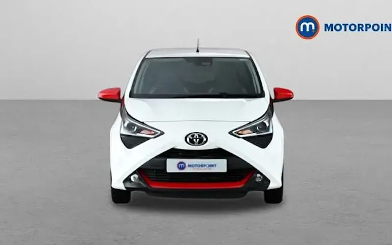 Gebraucht Toyota Aygo Trend 72 PS (52 kW) 2021 Weiß Kleinwagen