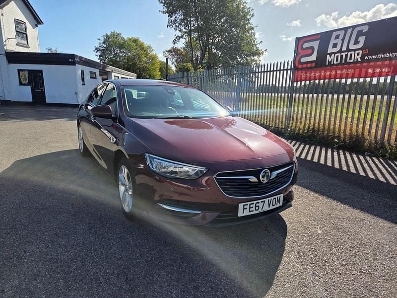 Red Used 2017 Vauxhall Insignia Sport Hatchback | £5,299 (Fair price) - Image 1/4