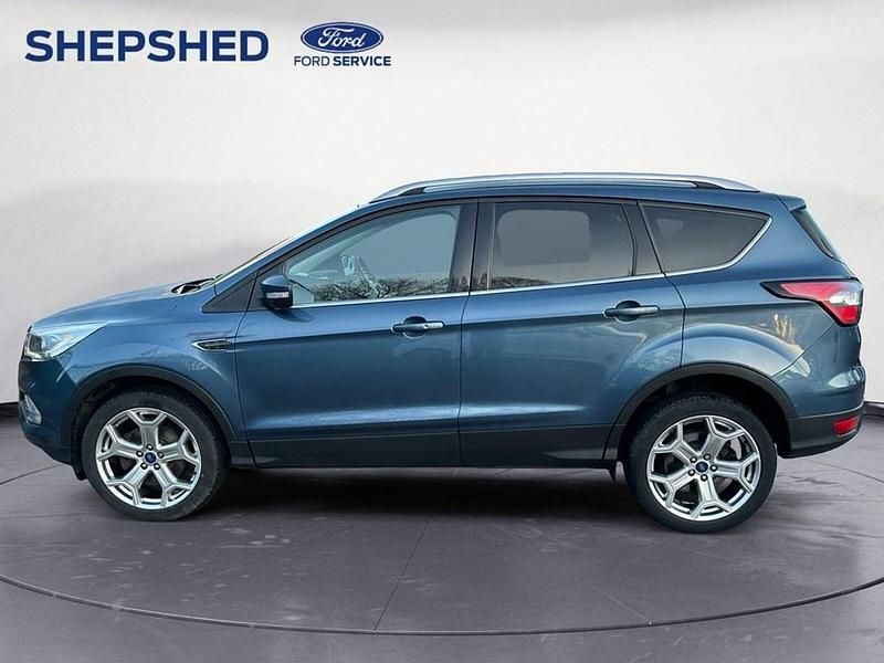 Begagnad Ford Kuga Titanium 2020 Blå SUV