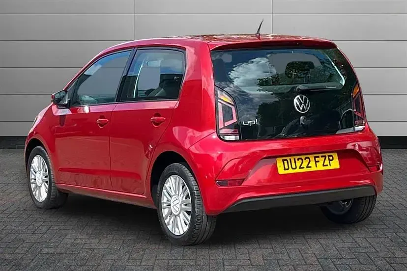 Usado VW up! 65 HP (47 kW) 2022 Vermelho Citadino