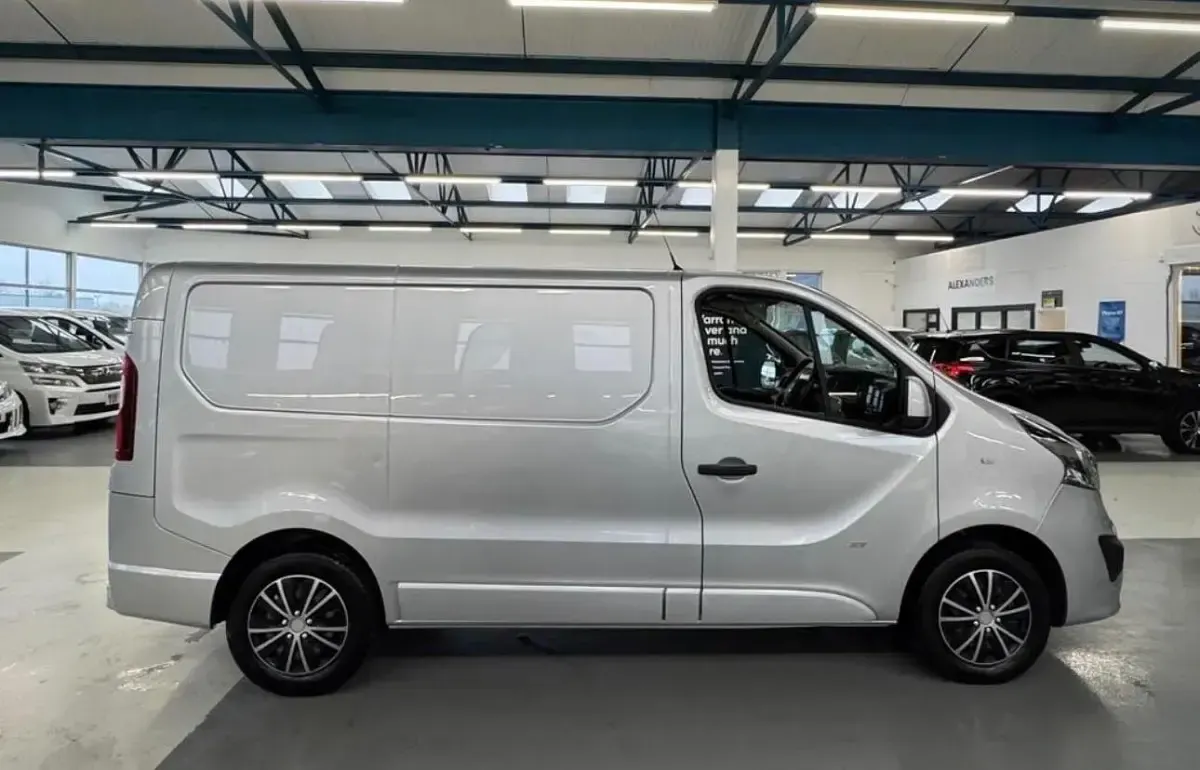 Used Vauxhall Vivaro Edition 2018 Silver