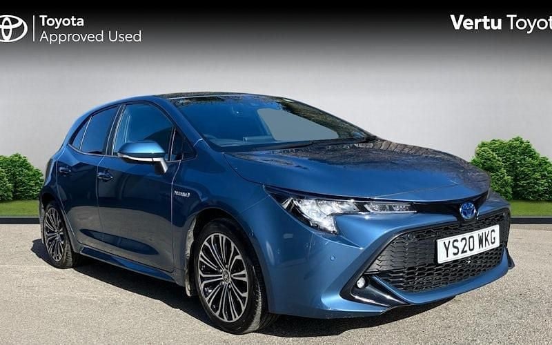Used Toyota Corolla Design 184 HP (135 kW) 2022 Hatchback