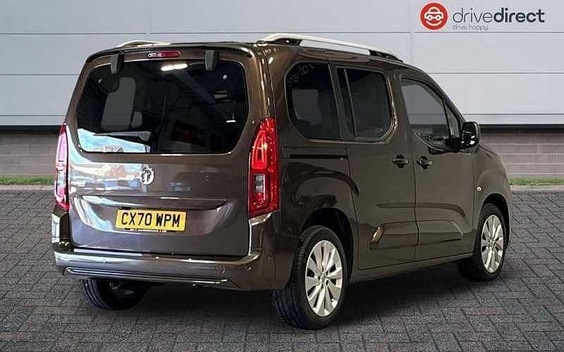 Used Vauxhall Combo Elite 131 HP (96 kW) 2020 Brown Estate
