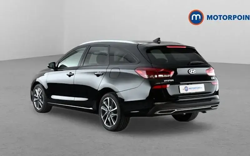 Used Hyundai i30 Premium 120 HP (88 kW) 2023 Black Estate