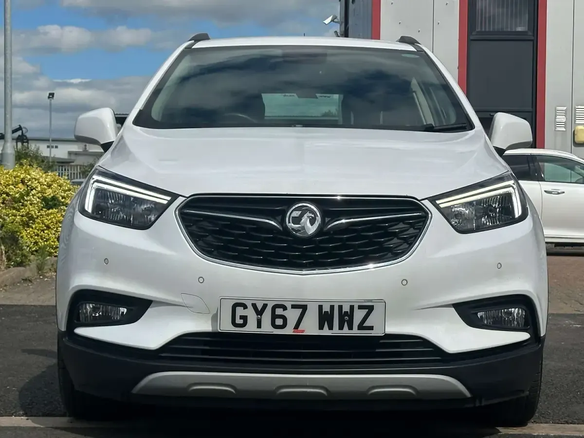 Used Vauxhall Mokka X Active 140 HP (102 kW) 2018 White SUV