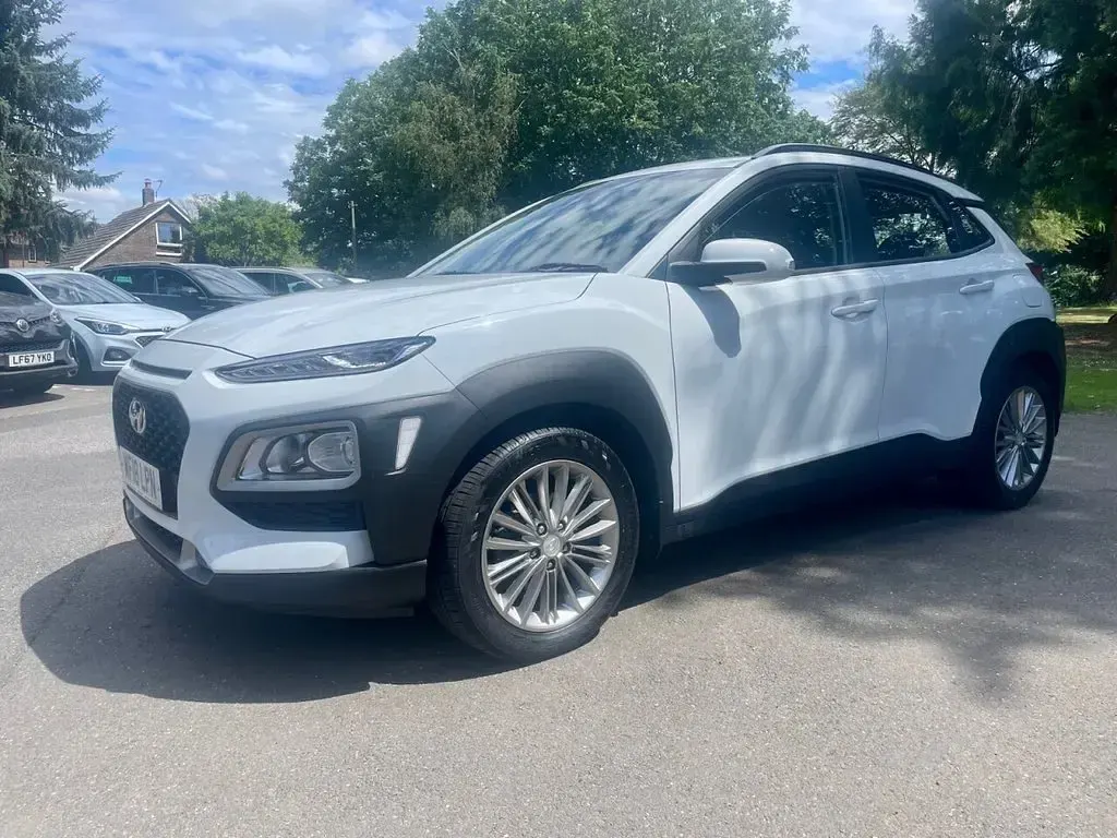 Used Hyundai Kona SE 120 HP (88 kW) 2018 White SUV