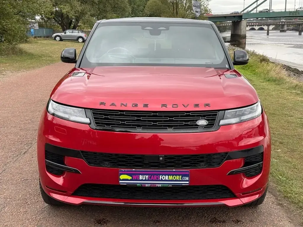 Begagnad Land Rover Range Rover Sport First Edition 2023 Röd SUV