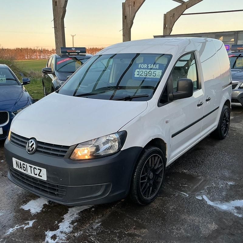 Used VW Caddy 102 HP (75 kW) 2011 White MPV