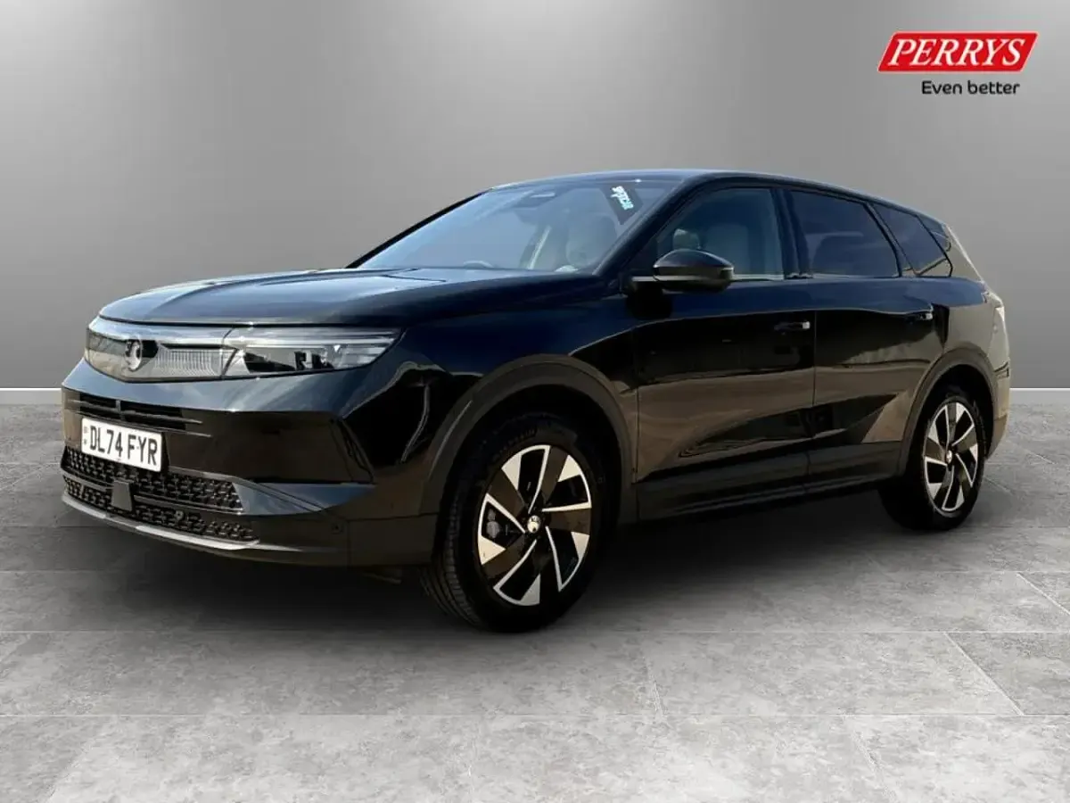 Used Vauxhall Grandland X GSe 134 HP (98 kW) 2024 Black SUV