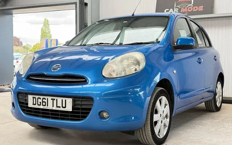 Used Nissan Micra Acenta 80 HP (58 kW) 2011 Blue Hatchback