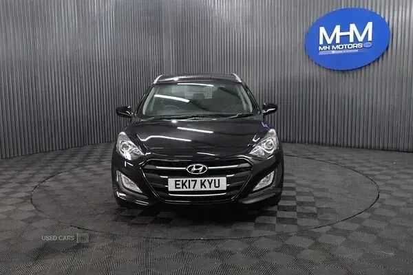 Used Hyundai i30 SE 2017 Black Estate