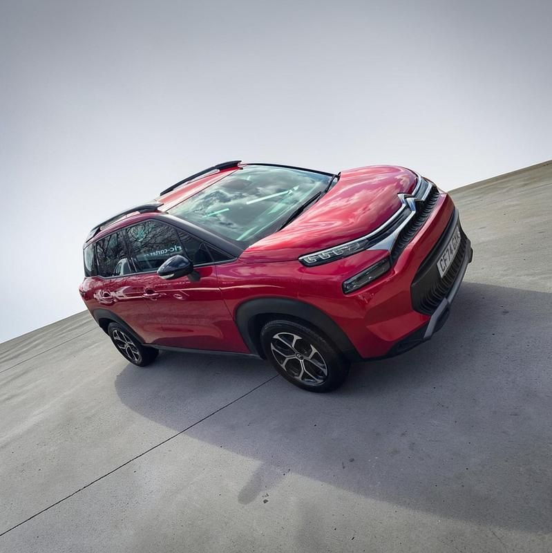 Used Citroën C3 Aircross PureTech 108 HP (79 kW) 2024 Red SUV