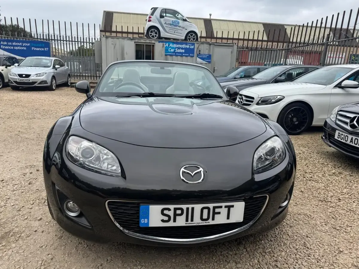 Used Mazda MX5 161 HP (118 kW) 2011 Black Cabriolet