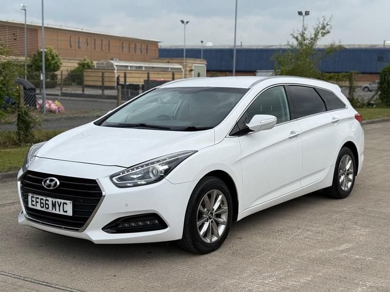 Used Hyundai i40 SE 2016 White Estate