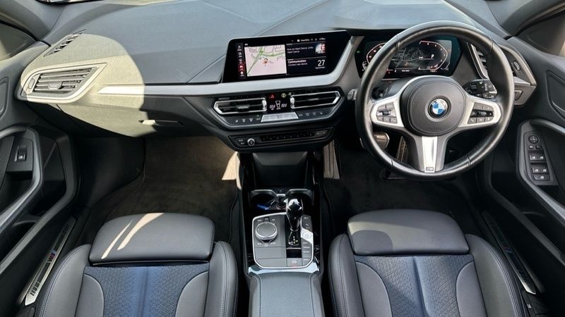Used BMW 118 M Sport 134 HP (98 kW) 2022 Black Hatchback