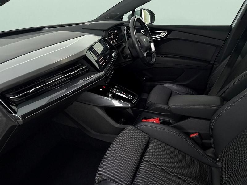 Used Audi Q4 e-tron S-Line 150 kW (204 HP) 2022 Silver SUV