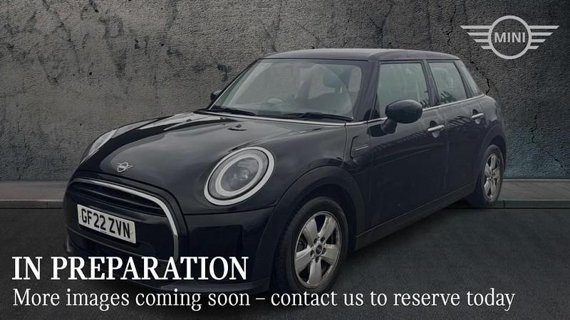 Used Mini Cooper Classic 134 HP (98 kW) 2022 Black Hatchback