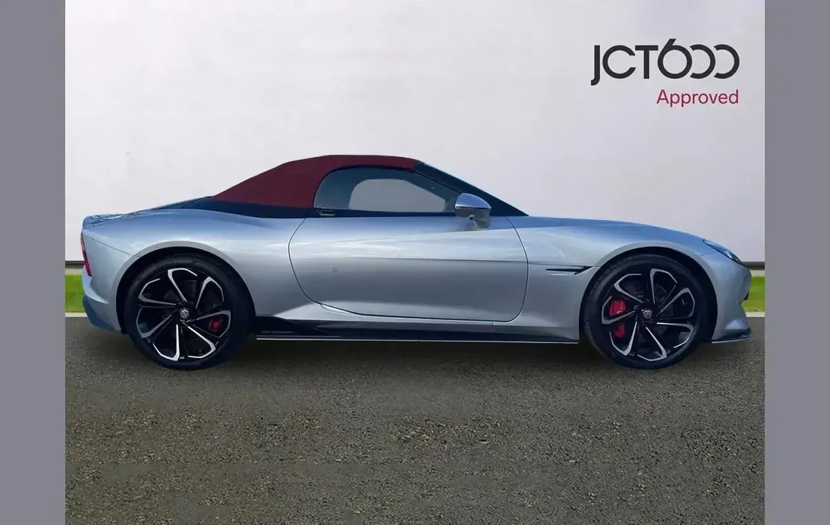 Used MG Cyberster 375 kW (510 HP) 2025 Silver Cabriolet