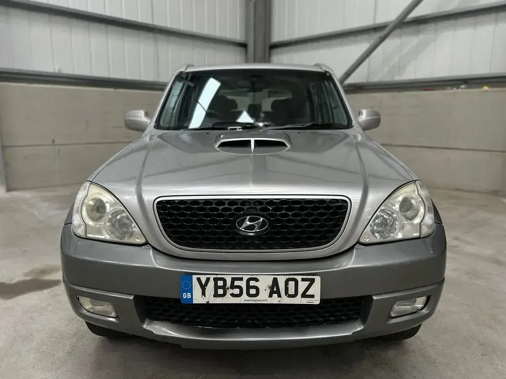 Used Hyundai Terracan Edition 161 HP (118 kW) 2006 Silver SUV