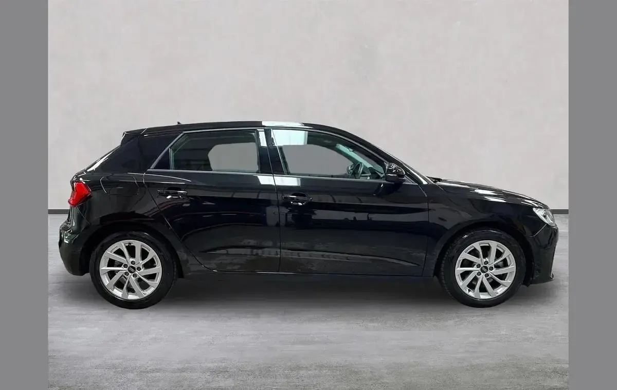 Used Audi A1 Sport 108 HP (79 kW) 2023 Black SUV