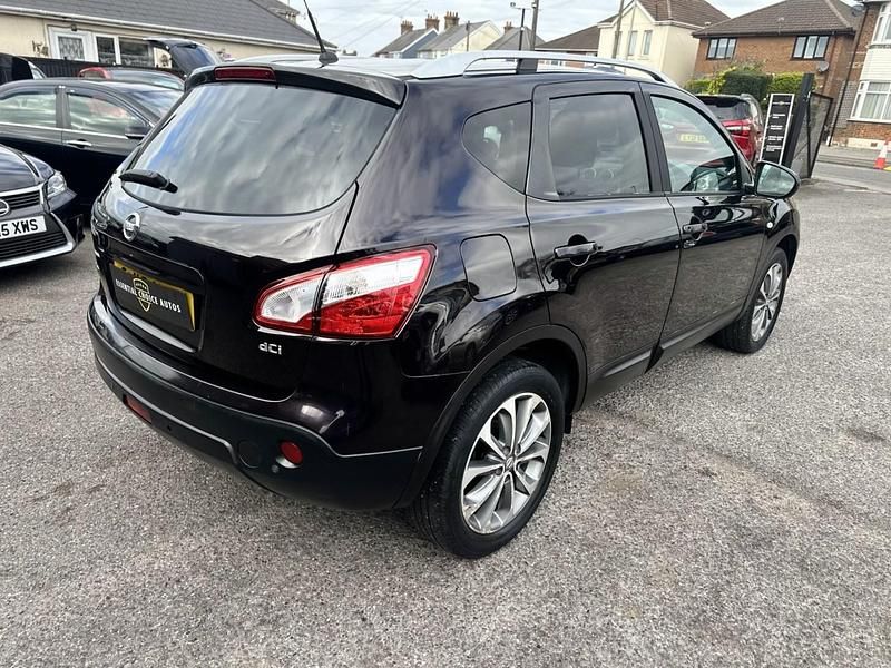 Used Nissan Qashqai Tekna 130 HP (95 kW) 2012 Black SUV