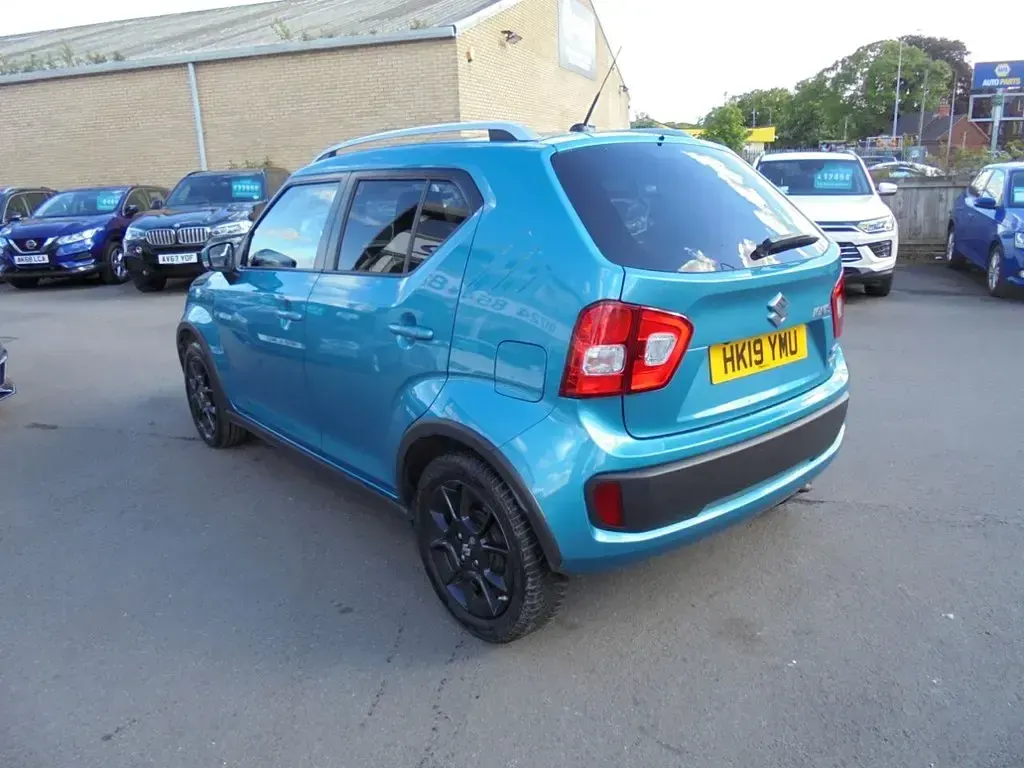 Usado Suzuki Ignis SZ5 90 HP (66 kW) 2019 Azul SUV