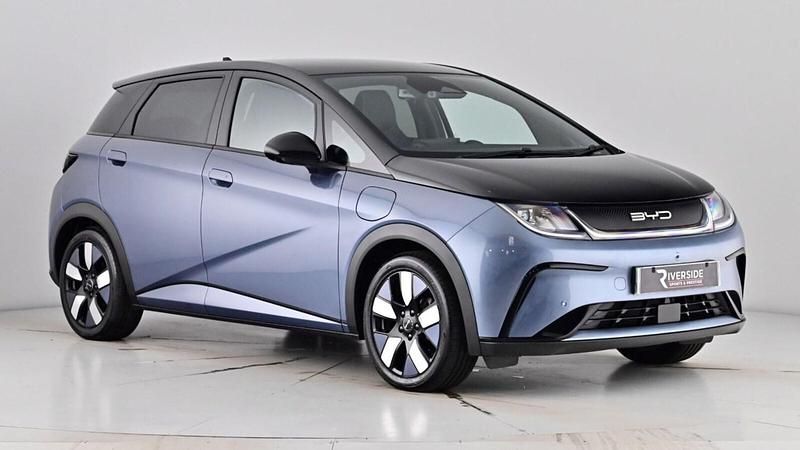 Used BYD Dolphin Design 150 kW (204 HP) 2025 Grey & black Hatchback