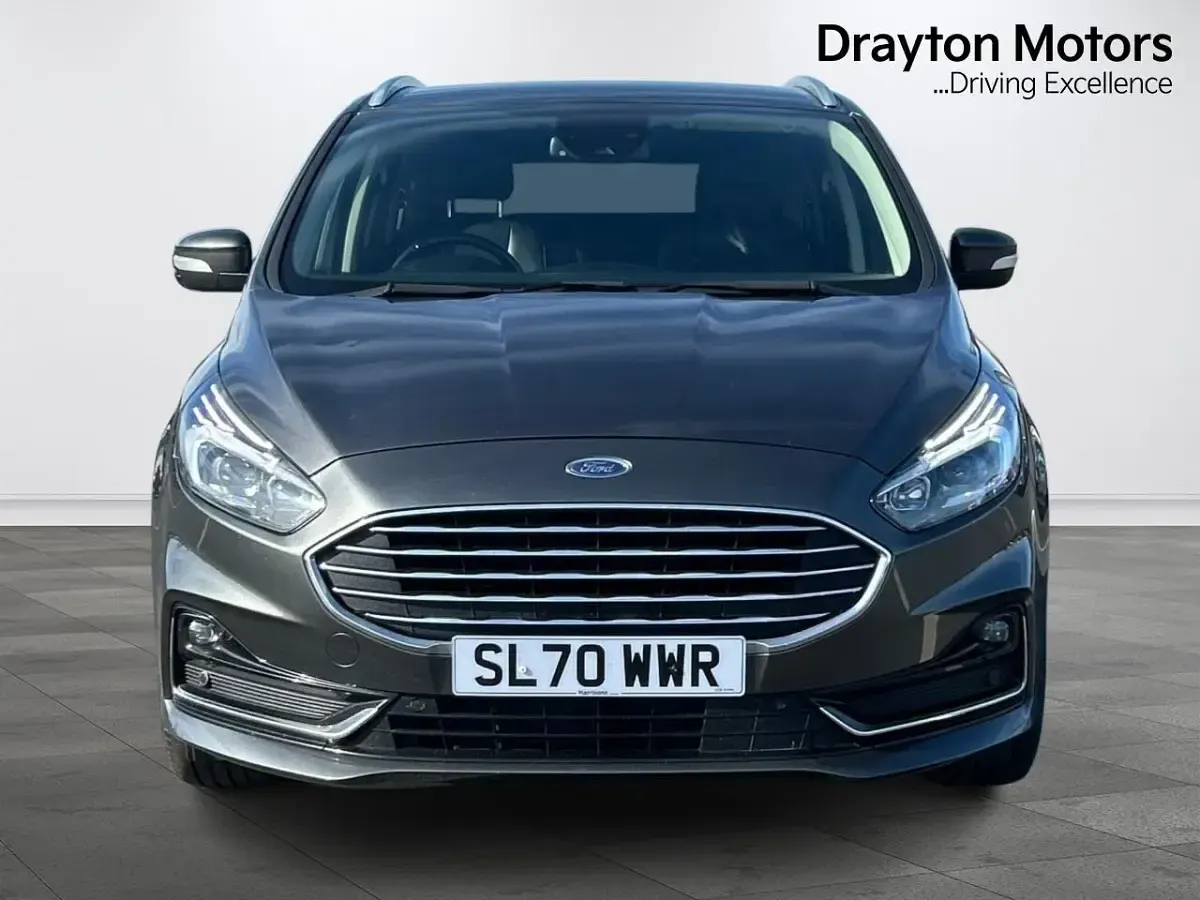 Used Ford S-MAX Titanium 150 HP (110 kW) 2021 Grey MPV
