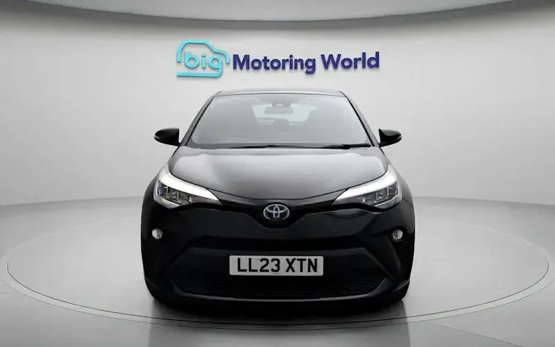 Used Toyota C-HR 122 HP (89 kW) 2023 Black SUV