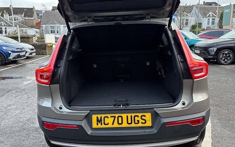 Used Volvo XC40 Inscription 197 HP (144 kW) 2020 SUV