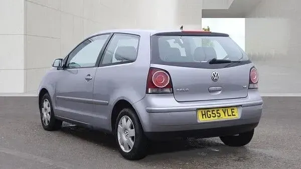 Used VW Polo S 75 HP (55 kW) 2005 Silver Hatchback