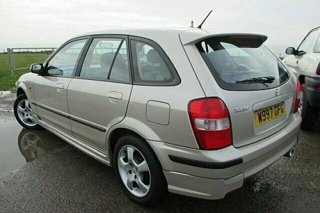 Used Mazda 323 2000 Hatchback