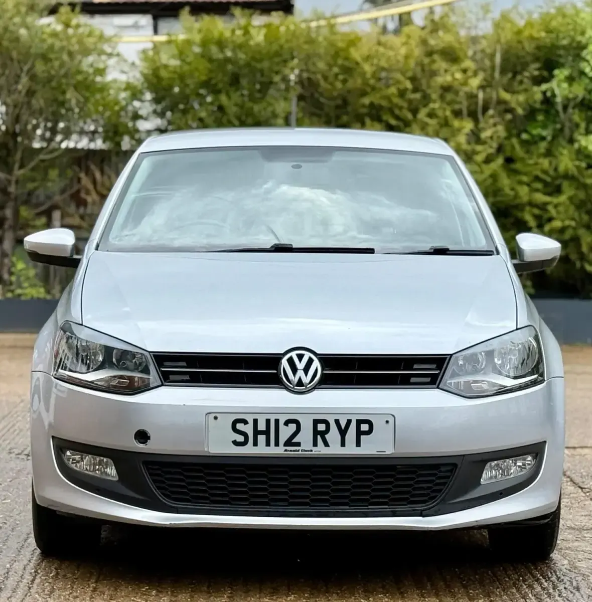 Used VW Polo Match 60 HP (44 kW) 2012 Silver Hatchback